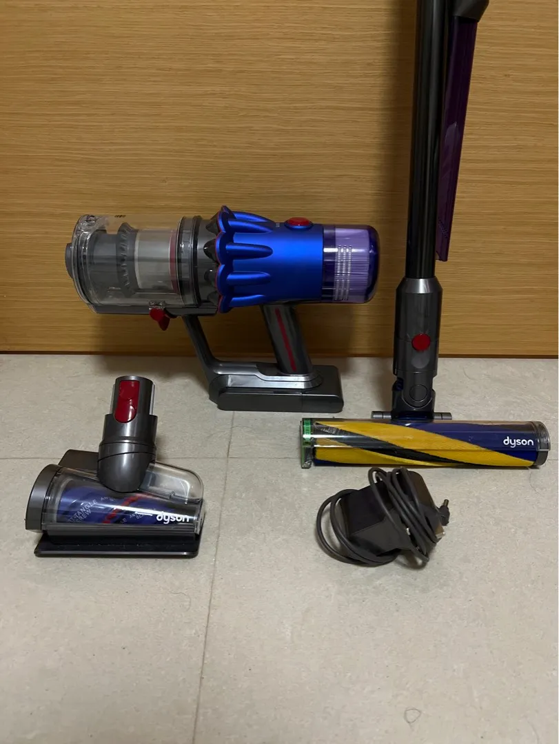 Большая скидка, распродажа, новинка, обнаружение FIR Dyson v12, тонкая беспроводная вакуумная палочка без мешка
Большая скидка, распродажа, новинка, обнаружение FIR Dyson v12, тонкая беспроводная вакуумная палочка без мешка
