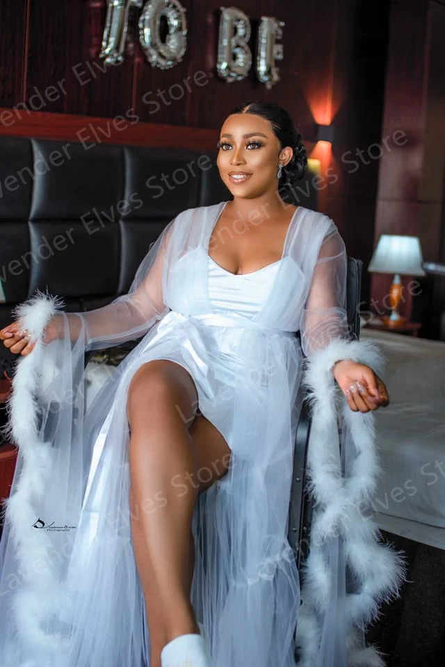 White Feather Wedding Robes for Bride Ruffle Sleeve Kimono Pregnant Party Sleepwear Women Bathrobe Bridal Wrap
White Feather Wedding Robes for Bride Ruffle Sleeve Kimono Pregnant Party Sleepwear Women Bathrobe Bridal Wrap