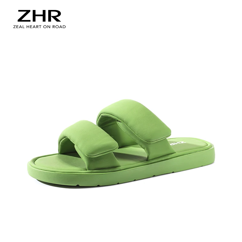 ZHR Classic Slippers Women Sandals Fashion Luxury Sandals Beach Color Matching Letter Embroidery Flat Slippers 2023 New
ZHR Classic Slippers Women Sandals Fashion Luxury Sandals Beach Color Matching Letter Embroidery Flat Slippers 2023 New