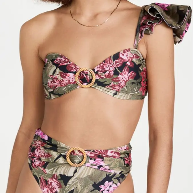 Vintage Print Sexy Slim Gathering Micro Bikini Suit Shoulder Ruffle Swimsuit Backless High Waist Two-Piece Beachwear 2022
Vintage Print Sexy Slim Gathering Micro Bikini Suit Shoulder Ruffle Swimsuit Backless High Waist Two-Piece Beachwear 2022