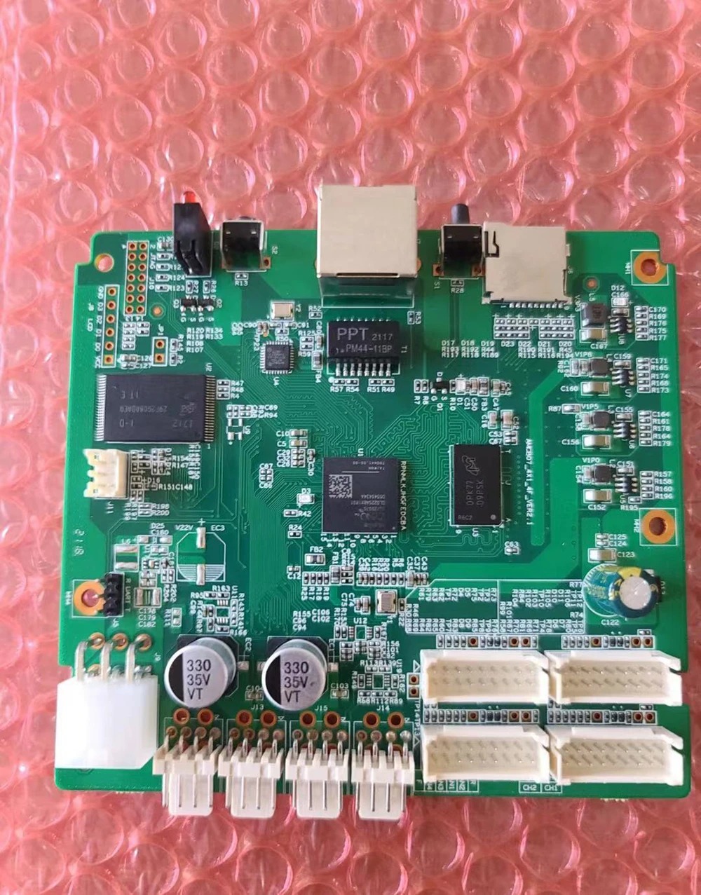 S17Pro Hash Board S17pro 53th/S Asic Bitmain Antminer SHA 256 Algorithnm 2920W Bitcoin Miner
S17Pro Hash Board S17pro 53th/S Asic Bitmain Antminer SHA 256 Algorithnm 2920W Bitcoin Miner
