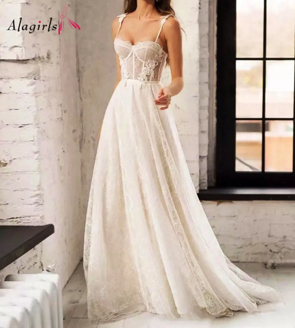 Spaghetti Straps A-Line Boho Hippie Wedding Dress Sleeveless Vintage Lace Tulle Bridal Gowns Bride Corset Dress Vestido De Noiva 
Spaghetti Straps A-Line Boho Hippie Wedding Dress Sleeveless Vintage Lace Tulle Bridal Gowns Bride Corset Dress Vestido De Noiva