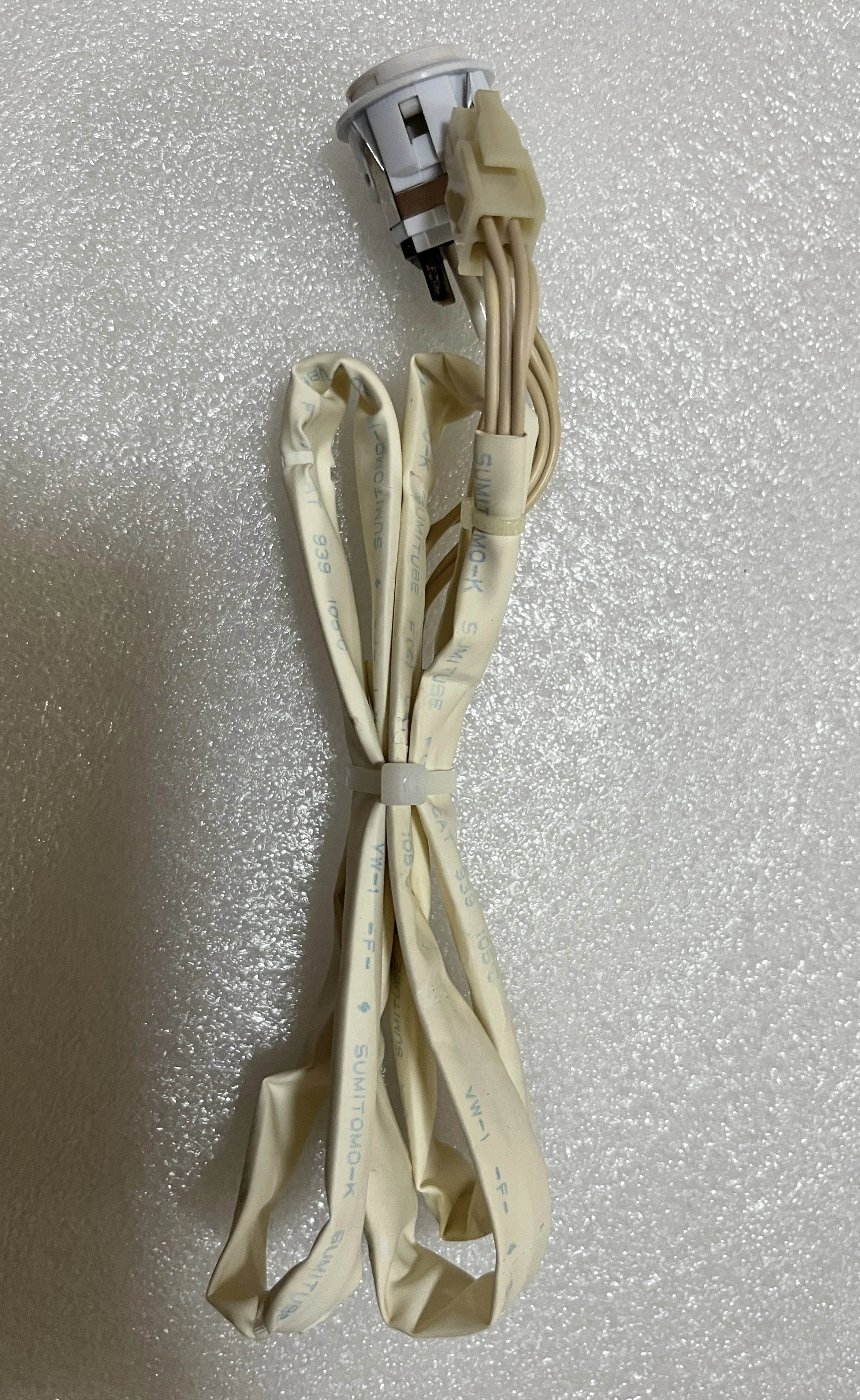 TABLE LOCK SWITCH ASSY COMPLETE FOR SAME MACINE SHIMADZU DR-Bk(Used, Original,Tested)
TABLE LOCK SWITCH ASSY COMPLETE FOR SAME MACINE SHIMADZU DR-Bk(Used, Original,Tested)