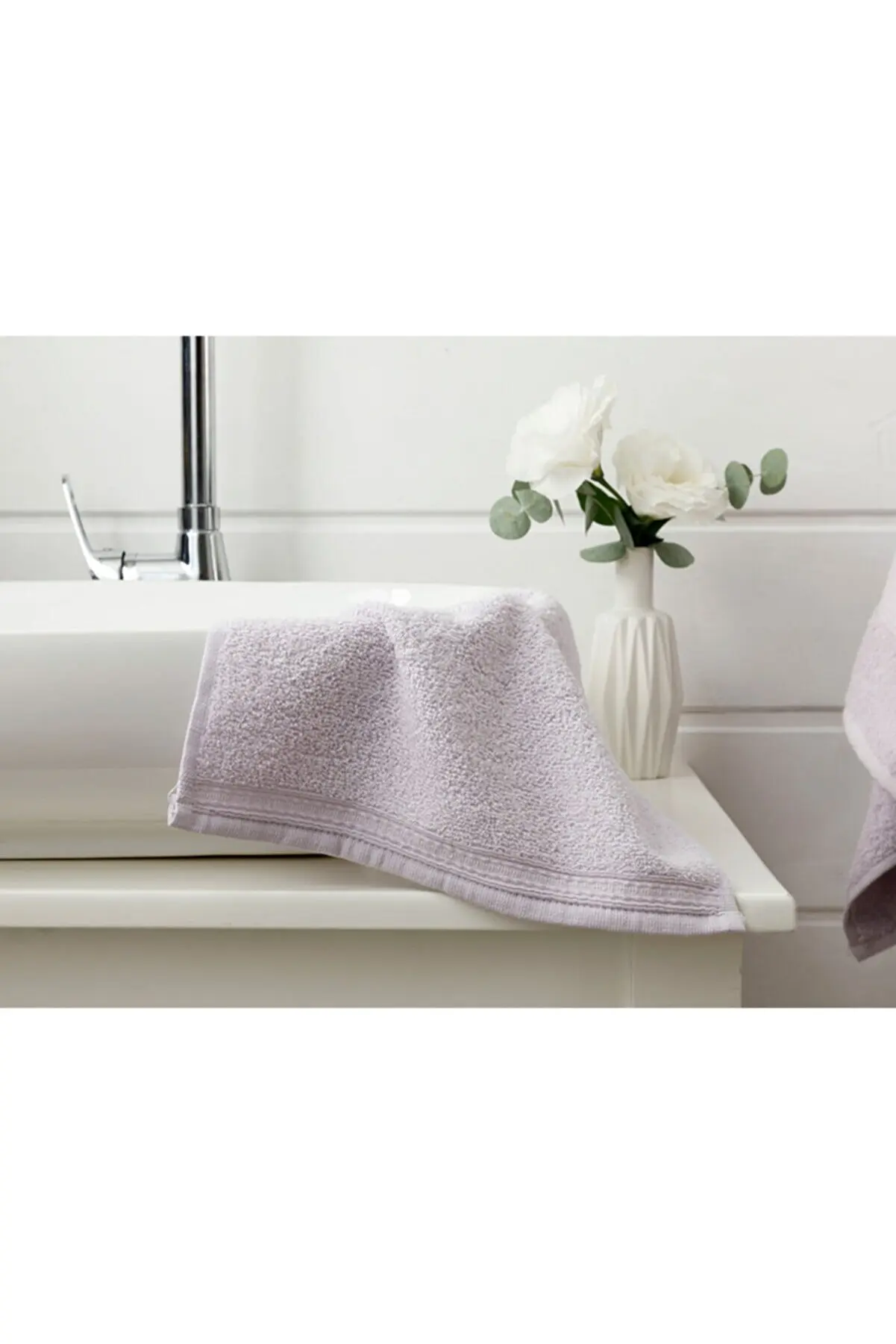 Pure Basic 30x30 Cm Lilac Towel Pattern: Pure Color: Lilac Size: 30x30 cm Collection: Timeless Product Composition: 100% Cotton
Pure Basic 30x30 Cm Lilac Towel Pattern: Pure Color: Lilac Size: 30x30 cm Collection: Timeless Product Composition: 100% Cotton