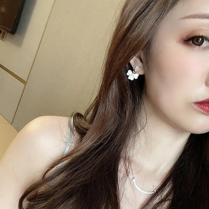 Jewelry Accessories Dangle Shape 925 Sterling Drop S925 Silver Needle Earring Stud Heart Diamond Earrings Gold For Women
Jewelry Accessories Dangle Shape 925 Sterling Drop S925 Silver Needle Earring Stud Heart Diamond Earrings Gold For Women