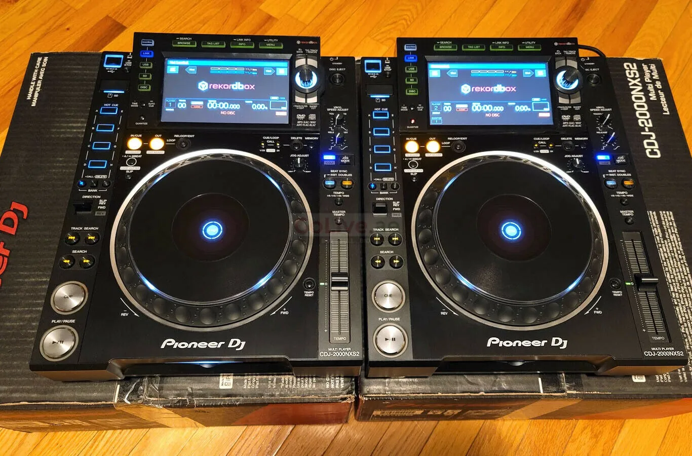 100% SUMMER DISCOUNT SALES ON pioneerDJ Set 2x CDJ 2000 nexus2 nxs2 Nexus 2 1x DJM 2000 Nexus
100% SUMMER DISCOUNT SALES ON pioneerDJ Set 2x CDJ 2000 nexus2 nxs2 Nexus 2 1x DJM 2000 Nexus
