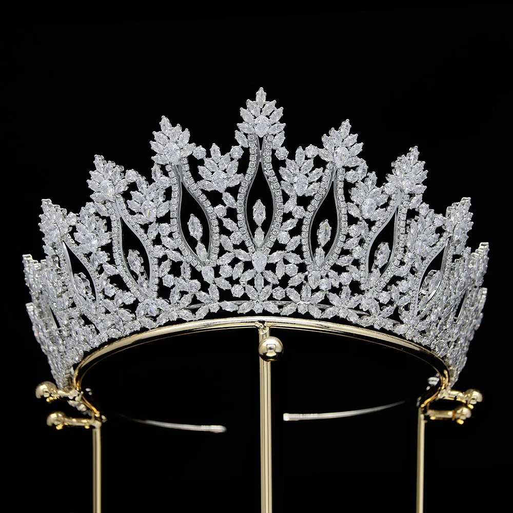 Luxury Hollow Zircon Bridal Leaf Crown Hair Accessories for Women Elegant Baroque Crystal Princess Tiara Crown Wedding Jewelry
Luxury Hollow Zircon Bridal Leaf Crown Hair Accessories for Women Elegant Baroque Crystal Princess Tiara Crown Wedding Jewelry