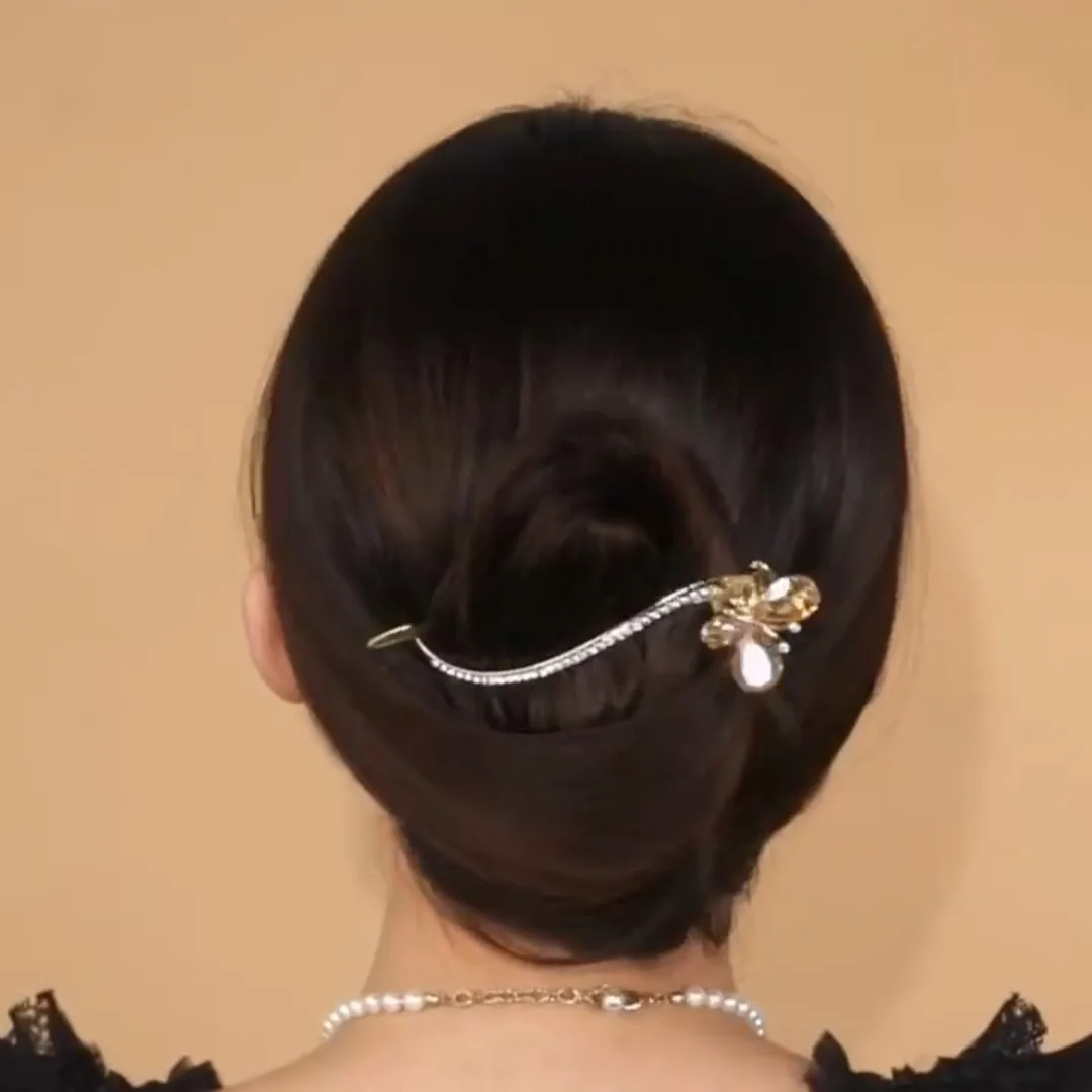 Transparent Yellow Butterfly Hair Clip for Girls Back Head Hairpin Women's One Word Clips
Transparent Yellow Butterfly Hair Clip for Girls Back Head Hairpin Women's One Word Clips
