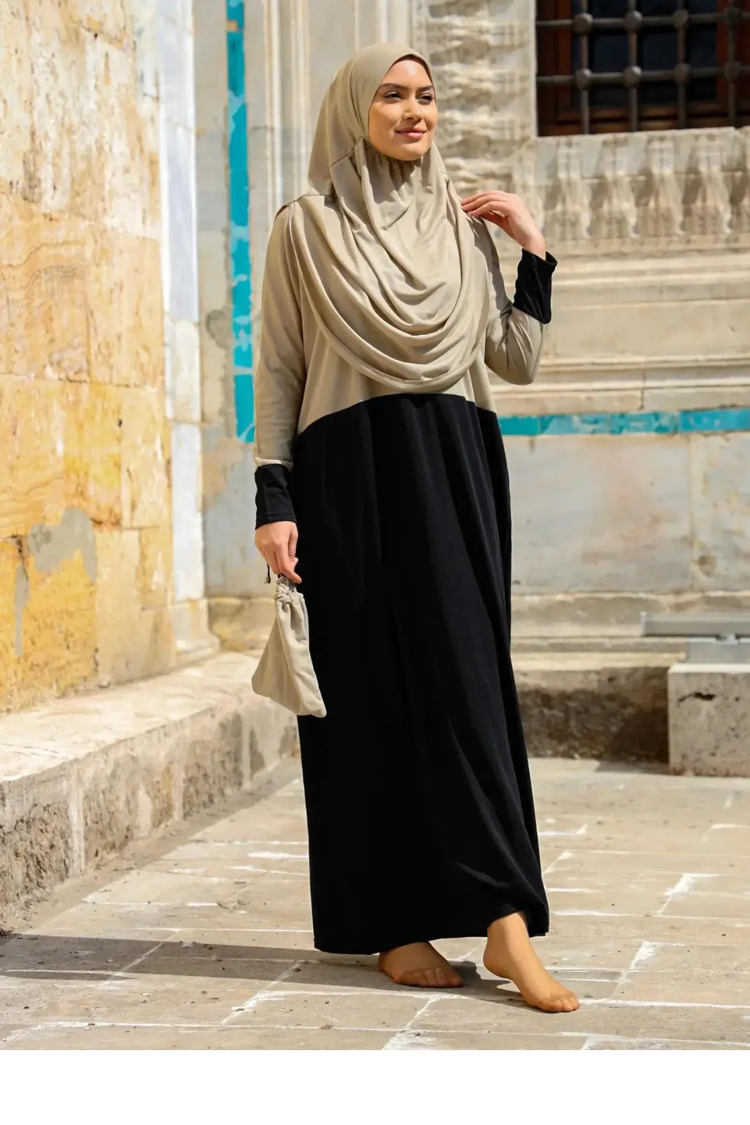 Женское Молитвенное платье Рамадан кафтан женское элегантное платье с вышивкой с длинным рукавом мусульманская Дубай Abaya 
Женское Молитвенное платье Рамадан кафтан женское элегантное платье с вышивкой с длинным рукавом мусульманская Дубай Abaya