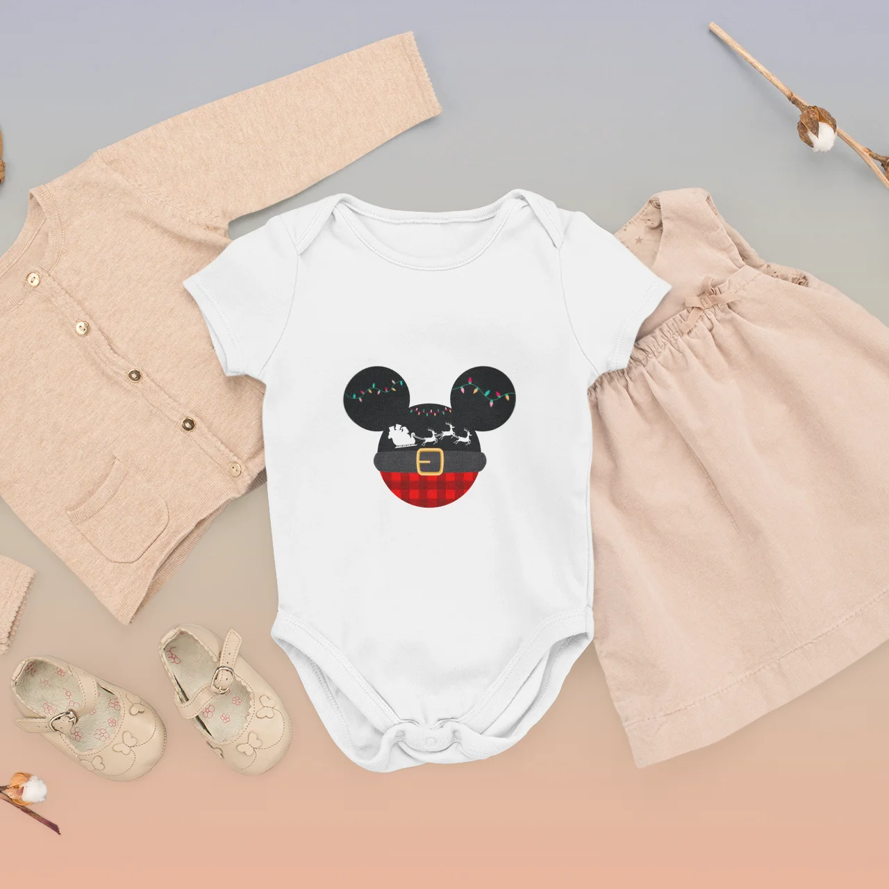 Christmas New Disney Mickey Baby Jumpsuit Short-sleeved Cartoon Comfortable Creative Leisure 0-24m Round Neck Spring And Autumn
Christmas New Disney Mickey Baby Jumpsuit Short-sleeved Cartoon Comfortable Creative Leisure 0-24m Round Neck Spring And Autumn