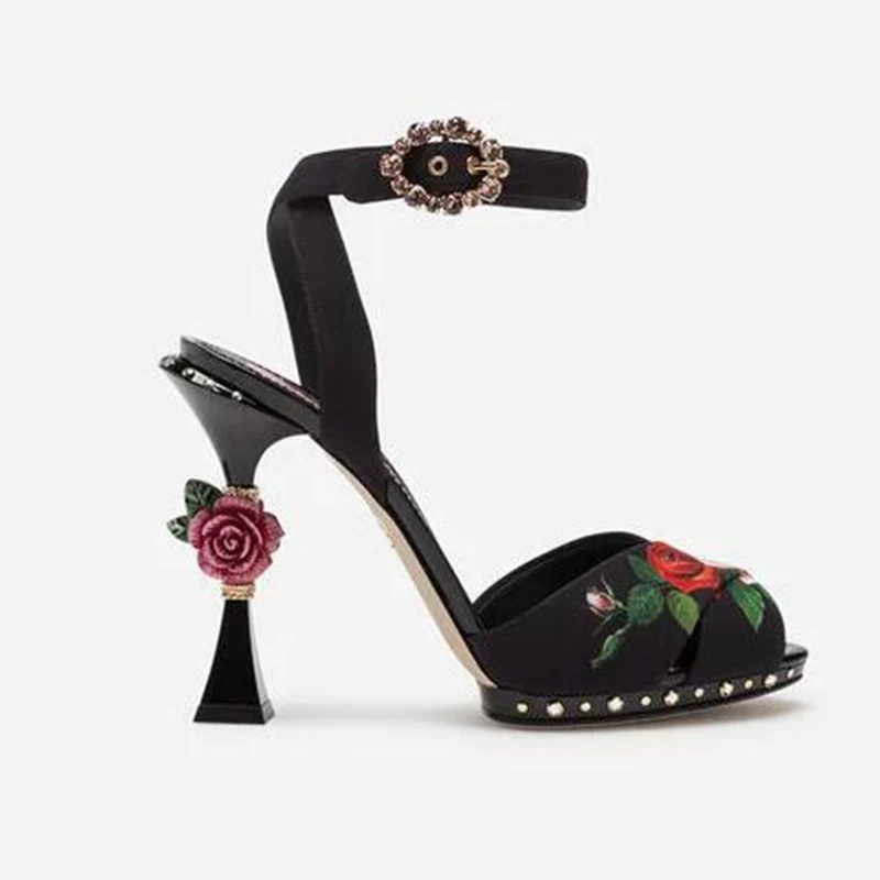 Women Luxury Strange Style Print Peep Toe Sandals Buckle Rose Flower Carved High Heel Sandals Lady Real Leather Slingback Shoes
Women Luxury Strange Style Print Peep Toe Sandals Buckle Rose Flower Carved High Heel Sandals Lady Real Leather Slingback Shoes