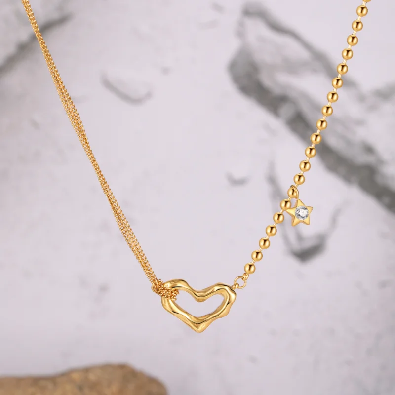 Korean Stylish Fashion Stainless Steel Golden Knot Chain Heart Zirzon Pendant Necklace for Valentines Gifts for Girls/Women
Korean Stylish Fashion Stainless Steel Golden Knot Chain Heart Zirzon Pendant Necklace for Valentines Gifts for Girls/Women
