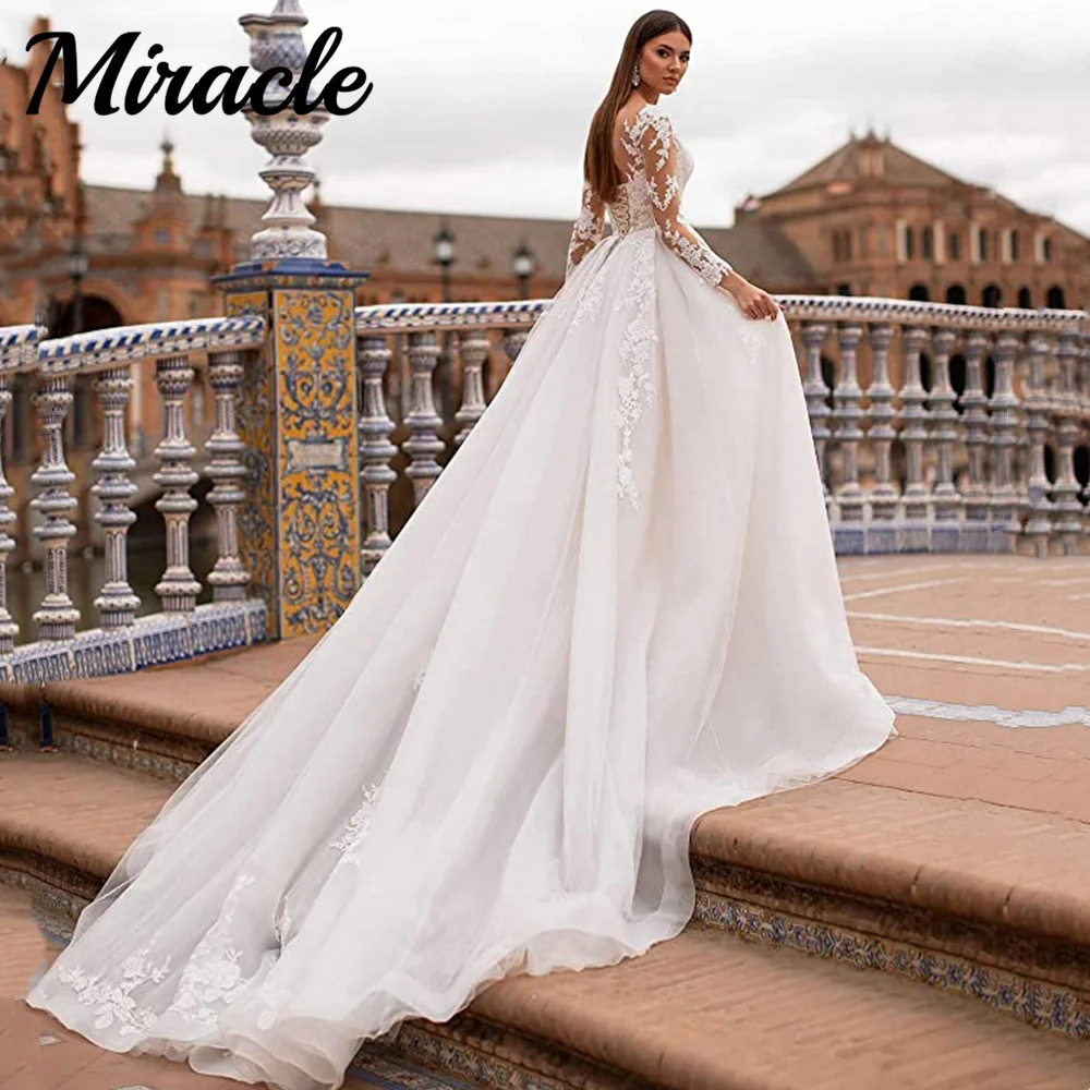 Romantic Long Sleeve Wedding Dress Court Long Train Bride Dresses Sexy Illusion Bridal Gowns Lace Appliques Vestidos De Novia
Romantic Long Sleeve Wedding Dress Court Long Train Bride Dresses Sexy Illusion Bridal Gowns Lace Appliques Vestidos De Novia