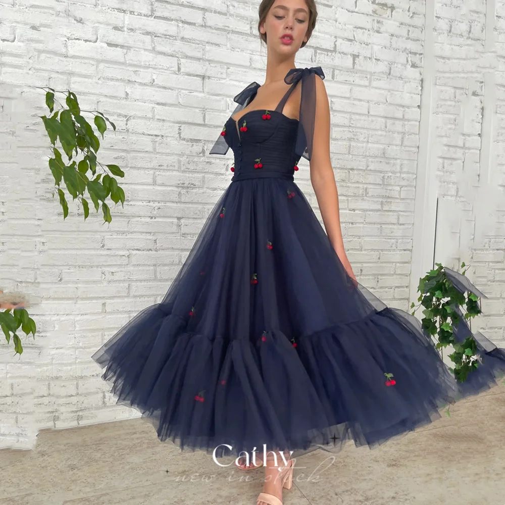 Cathy Simple Cherry Embellished Mid-Length Party Dress Bow Strap Pocket Tea Long Evening Dress A-Line Pleated Tulle Prom Dress
Cathy Simple Cherry Embellished Mid-Length Party Dress Bow Strap Pocket Tea Long Evening Dress A-Line Pleated Tulle Prom Dress