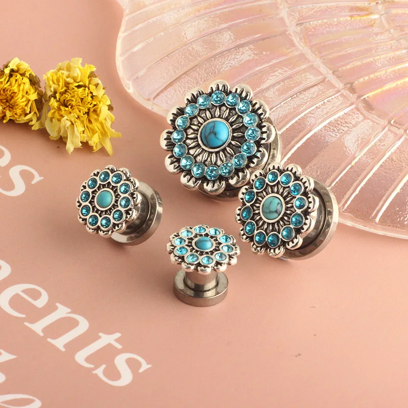 Hip Hop Punk Flower Zircon Plugs Ear Tunnels For Women Man Expander Stretcher Stainless Steel Ear Gauges Body Piercing Jewelry
Hip Hop Punk Flower Zircon Plugs Ear Tunnels For Women Man Expander Stretcher Stainless Steel Ear Gauges Body Piercing Jewelry