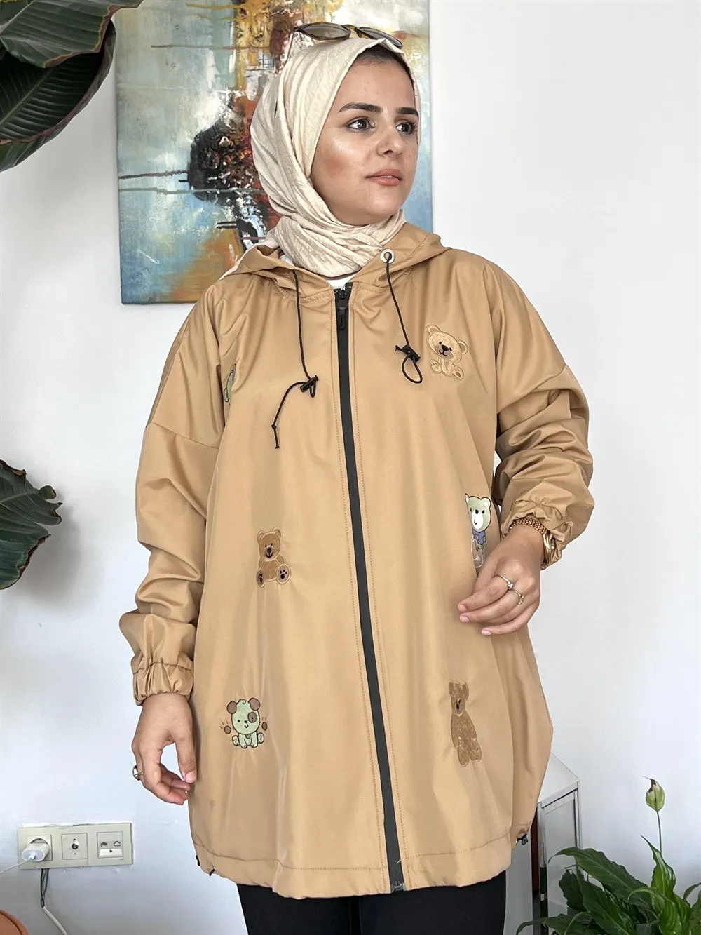 Women's Raincoat hooded zipper and patterned unlined hijab raincoat standard size women jacket autumn winter New
Women's Raincoat hooded zipper and patterned unlined hijab raincoat standard size women jacket autumn winter New