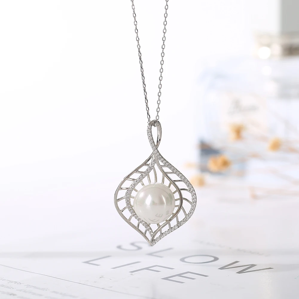 2023 Summer Romantic Fashion Style Ladies Party Neck Chain Inlaid White Shell Pearl Women Necklace
2023 Summer Romantic Fashion Style Ladies Party Neck Chain Inlaid White Shell Pearl Women Necklace