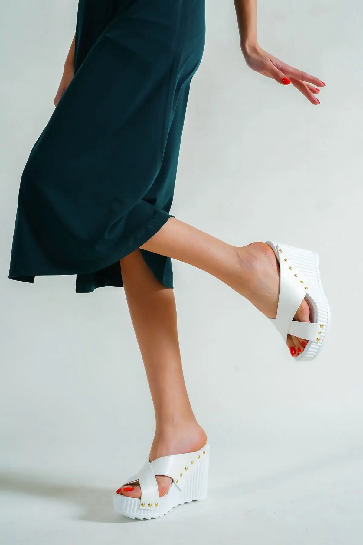Women's slippers, white color women's slippers, filled heel women's slippers, platform heel women's slippers, padded heel shoes,
Women's slippers, white color women's slippers, filled heel women's slippers, platform heel women's slippers, padded heel shoes,