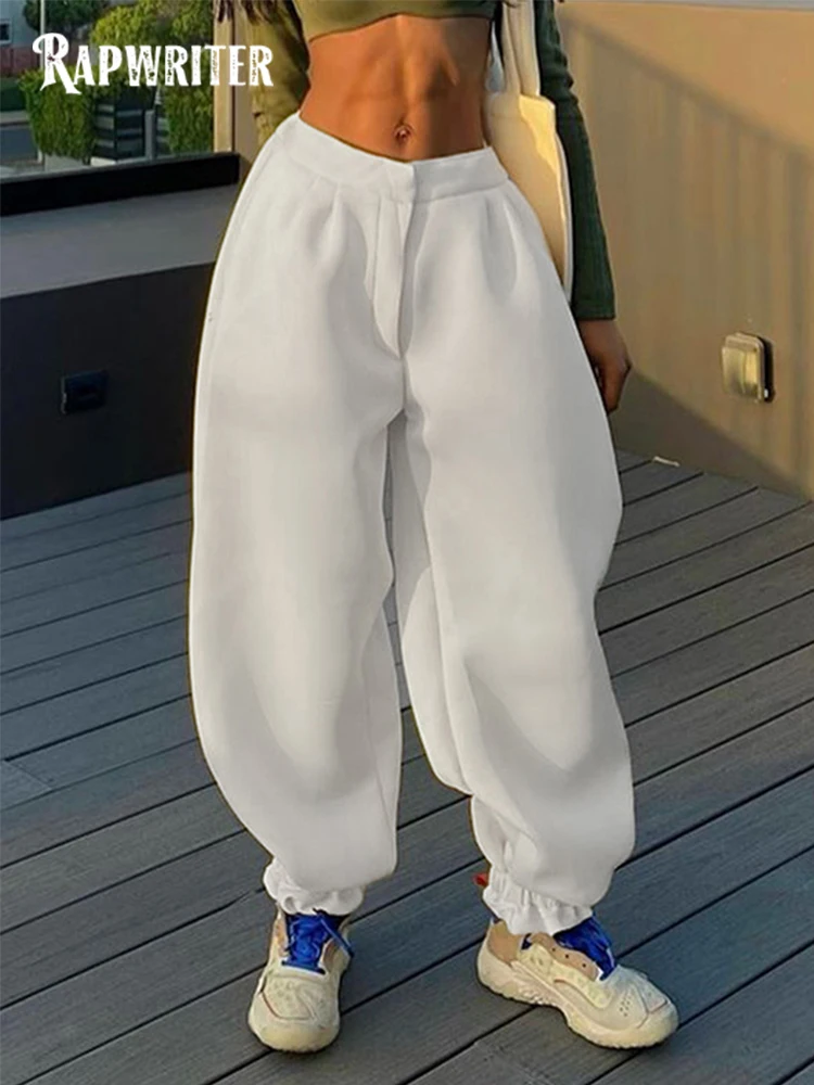 Rapwriter Streetwear Fashion Solid Button Up Long Pants Casual Sporty Baggy Jogging Pockets Trousers Women Harem Sweatpants 2022
Rapwriter Streetwear Fashion Solid Button Up Long Pants Casual Sporty Baggy Jogging Pockets Trousers Women Harem Sweatpants 2022