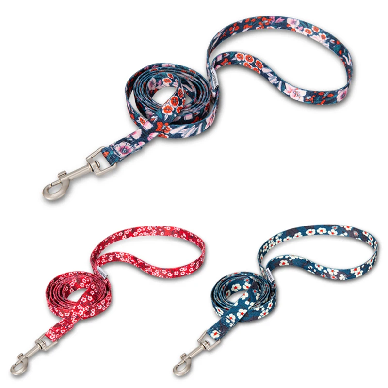 Winhyepet Floral Print Pet Leash 120CM Fashion Durable Kitten Ethnic Style Pet Walking Drag Pull Leash for Puupy,Cat
Winhyepet Floral Print Pet Leash 120CM Fashion Durable Kitten Ethnic Style Pet Walking Drag Pull Leash for Puupy,Cat