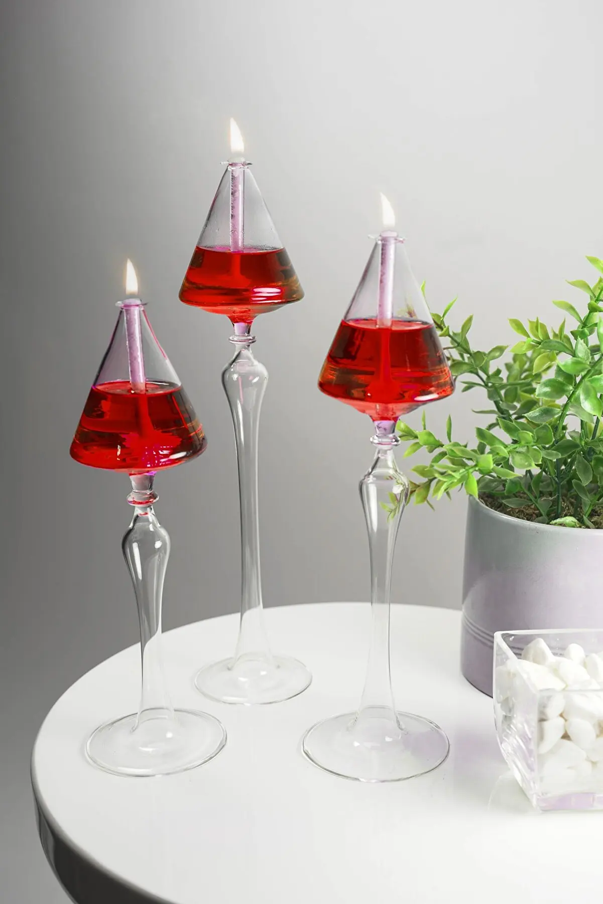 Set of 3 - Unusual Gift Cone Oil Lamp Dinner Table Decoration Ideas Glass Kerosene Lamp Glass Candle Holder New Home Gift
Set of 3 - Unusual Gift Cone Oil Lamp Dinner Table Decoration Ideas Glass Kerosene Lamp Glass Candle Holder New Home Gift