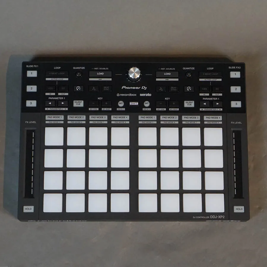 Большая скидка, распродажа, новый Pioneer DJ DDJ-XP2 Sub-контроллер для DJ / Serato DJ Pro
Большая скидка, распродажа, новый Pioneer DJ DDJ-XP2 Sub-контроллер для DJ / Serato DJ Pro
