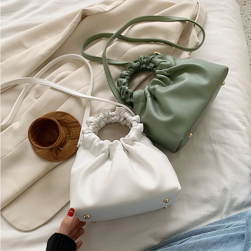 Wholesale Summer Solid Color Bag Women's 2022 New Trendy Korean Version All-match One-shoulder Messenger Ins Fashion Bags
Wholesale Summer Solid Color Bag Women's 2022 New Trendy Korean Version All-match One-shoulder Messenger Ins Fashion Bags