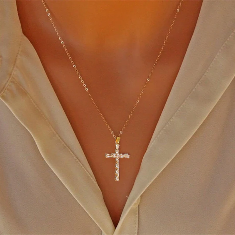 

Stainless Steel Religious Cross Necklace For Women Men Zircon Pendant Clavicle Chain Necklaces Choker Pray Rosary Jewelry Gift