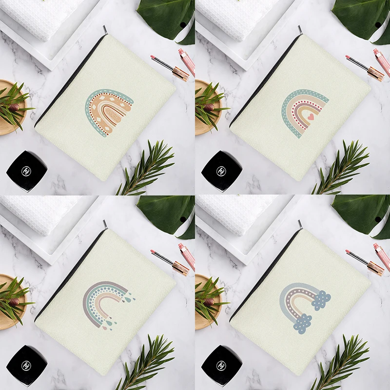 Simple Colorful Rainbow Cloud Cartoon Pattern White Linen Cosmetic Bag For Women Makeup Easy Carry Storage 15x22cm/18x25cm
Simple Colorful Rainbow Cloud Cartoon Pattern White Linen Cosmetic Bag For Women Makeup Easy Carry Storage 15x22cm/18x25cm