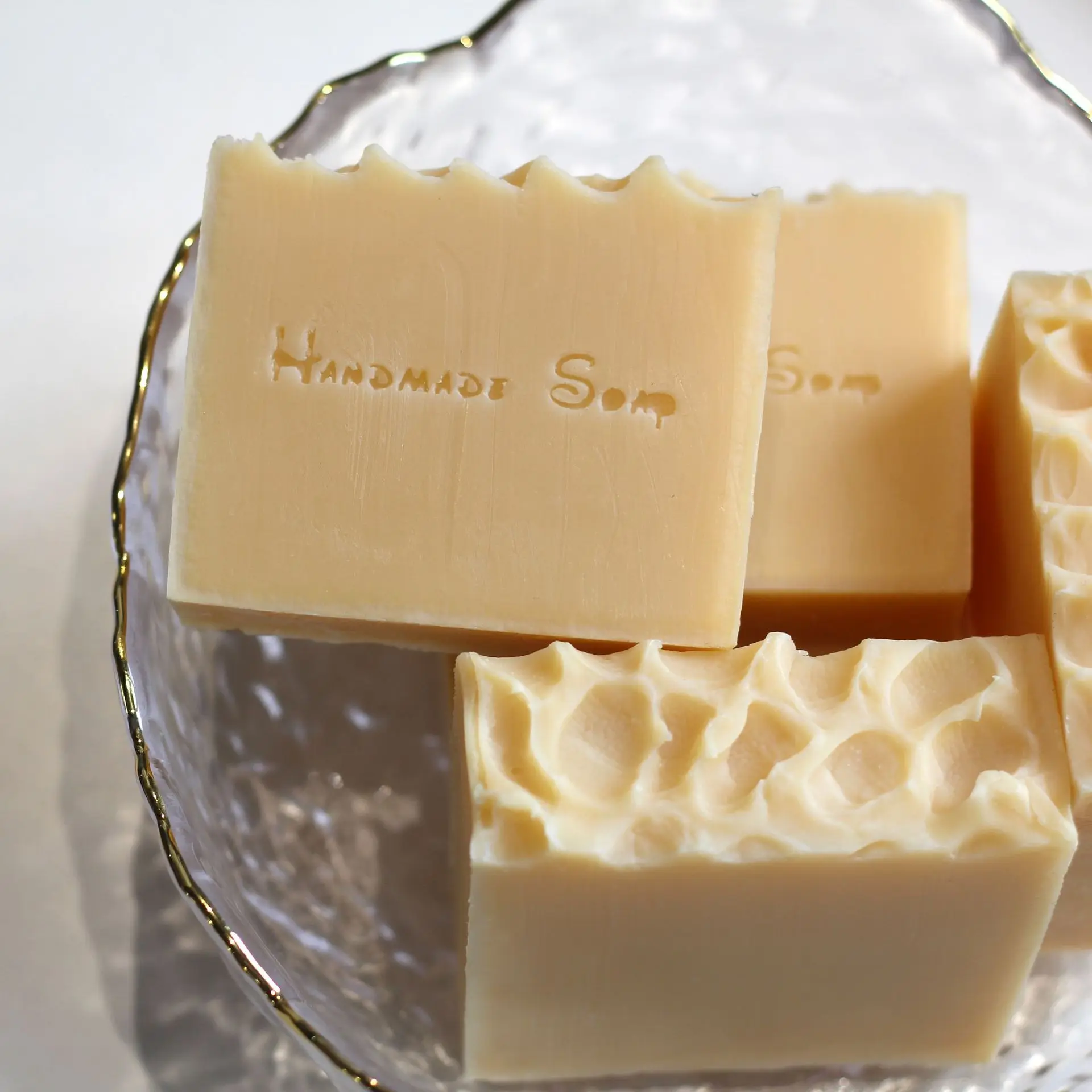 Milk Honey Natural Handmade Soap Creamy Organic Face Body Soap Essential Oil Cold Pressed Soap Bar Gentle Moisturizing
Milk Honey Natural Handmade Soap Creamy Organic Face Body Soap Essential Oil Cold Pressed Soap Bar Gentle Moisturizing