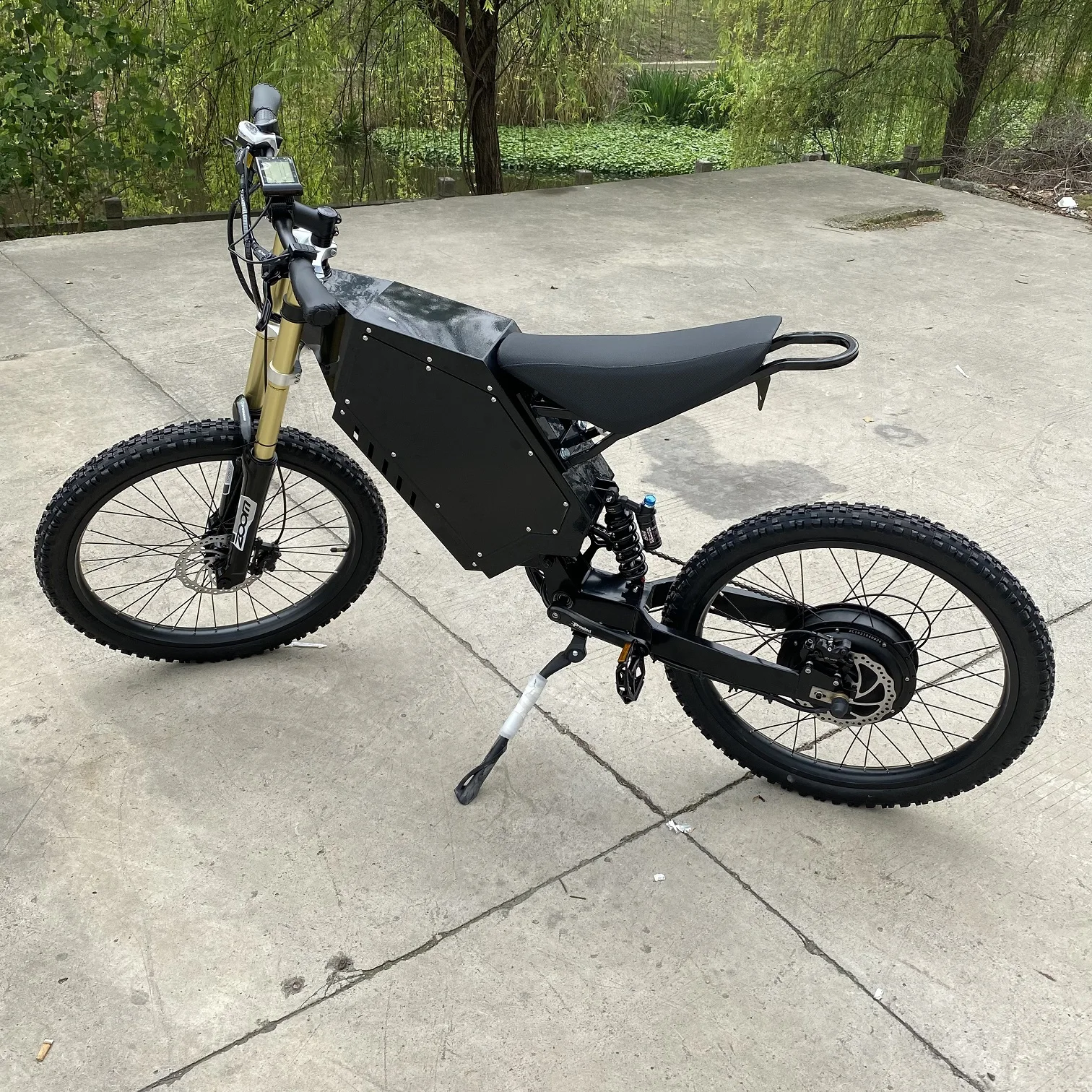 Sur Ron Light Bee X Storm Bee Electric Motorcycle Sunringle 19/21" Motorcycle wheel 5000w8000w12000w Ebike
Sur Ron Light Bee X Storm Bee Electric Motorcycle Sunringle 19/21" Motorcycle wheel 5000w8000w12000w Ebike