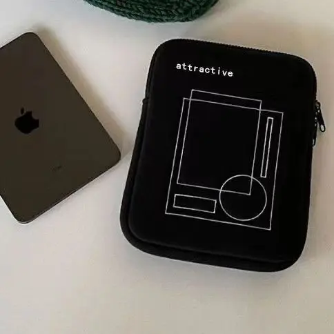 Versatile Tablet Protective Sleeve Collection: Storage and protection solution for iPad Pro 12.9, 11-inch, Air 13.3, Mini 6, and
Versatile Tablet Protective Sleeve Collection: Storage and protection solution for iPad Pro 12.9, 11-inch, Air 13.3, Mini 6, and