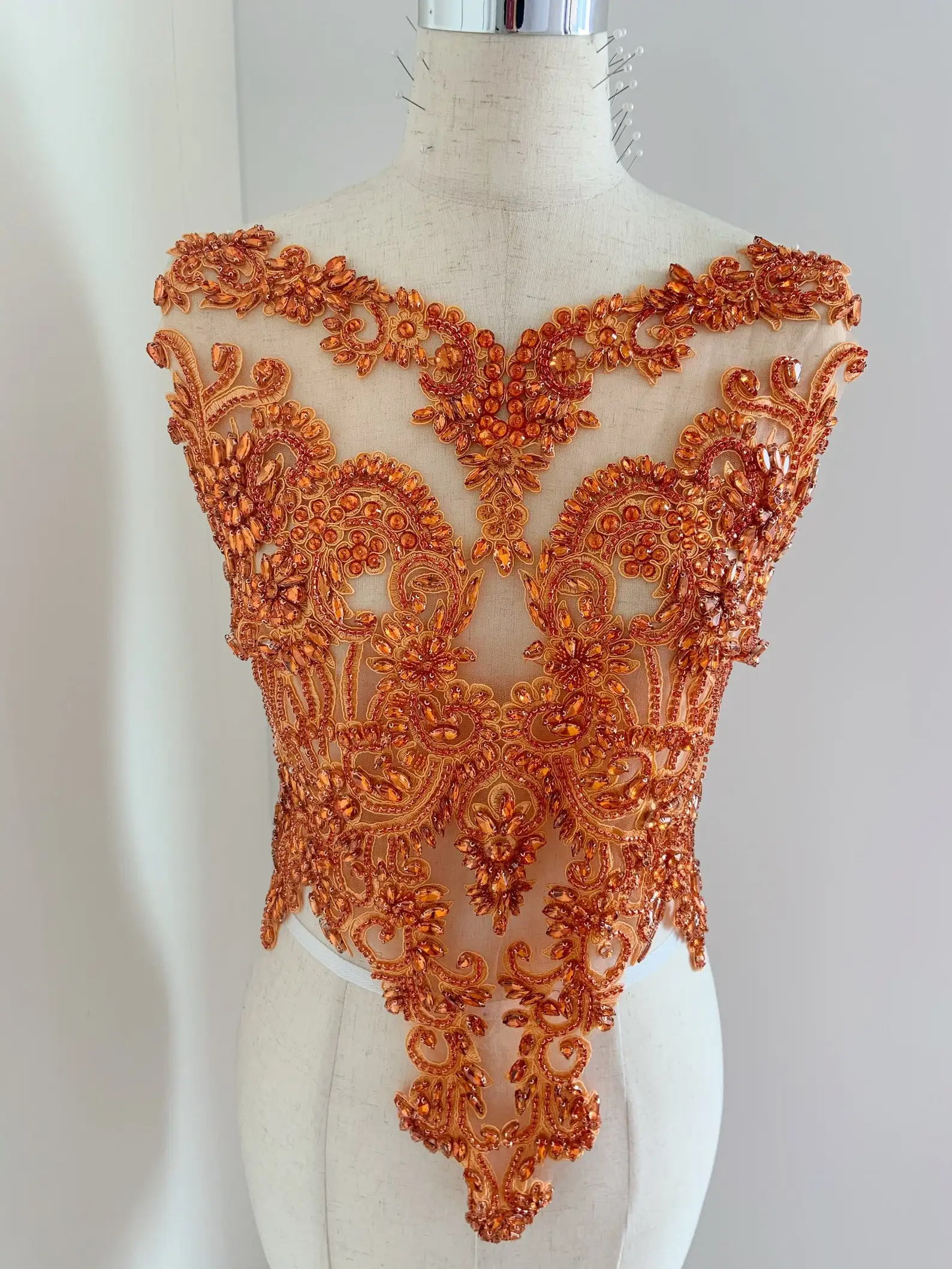Large Orange Rhinestone Applique Crystal Applique For Couture Crystal Bodice Applique For Dress Costume Supplies
Large Orange Rhinestone Applique Crystal Applique For Couture Crystal Bodice Applique For Dress Costume Supplies