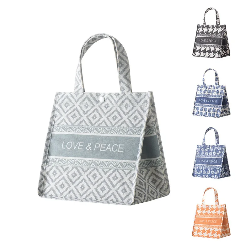 Portable bento bag Japanese-style cotton and linen thermal insulation bag portable simple school lunch box bag
Portable bento bag Japanese-style cotton and linen thermal insulation bag portable simple school lunch box bag