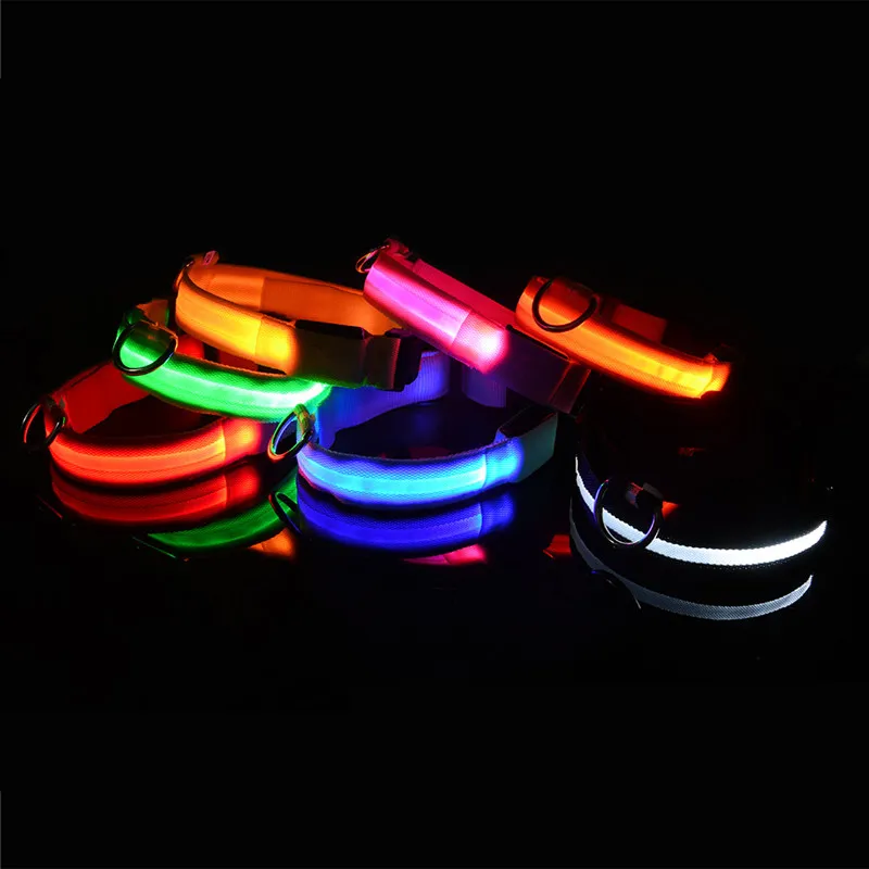 Dog LED Flashing Collar USB Rechargeable Pet Light Collars Necklace For Dogs Cat Outdoor Night Safety Walking Adjustable Collar
Dog LED Flashing Collar USB Rechargeable Pet Light Collars Necklace For Dogs Cat Outdoor Night Safety Walking Adjustable Collar