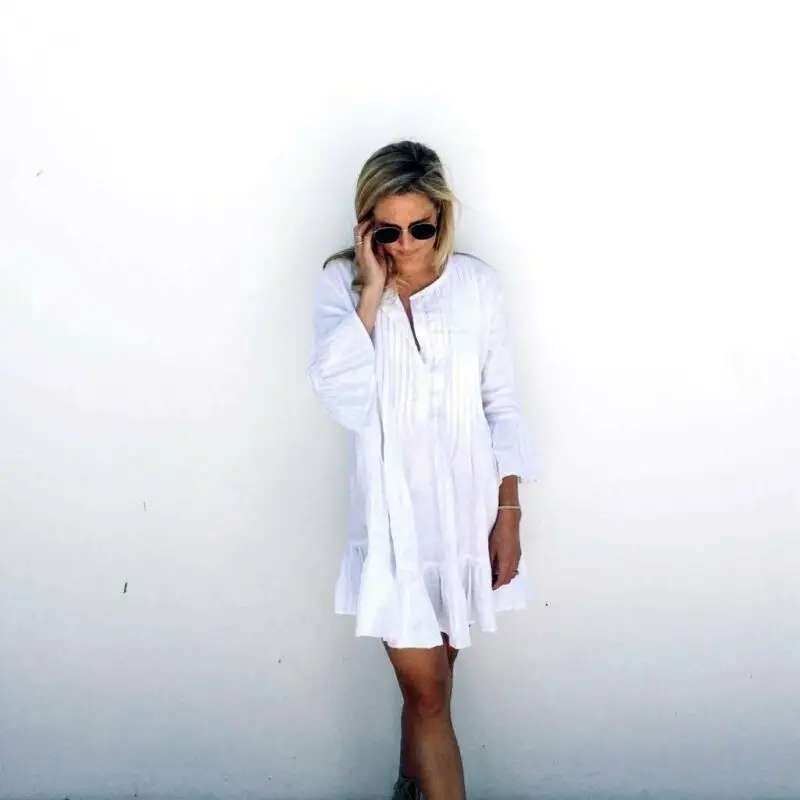 Women Cover Up Swimwear Blouse Fashion New Ladies Summer Beach Wear Loose V Neck Blouse
Women Cover Up Swimwear Blouse Fashion New Ladies Summer Beach Wear Loose V Neck Blouse