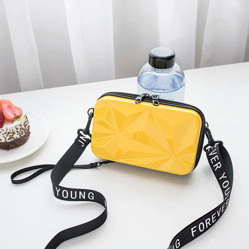 womens hands female 2021 new fashion shaped box daisy dinner single shoulder small square bag purses
womens hands female 2021 new fashion shaped box daisy dinner single shoulder small square bag purses