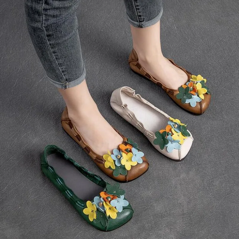 Ethnic wind retro casual Flat women shoes Handmade flower head layer cowhide single shoes driving Ladies Shoes egg roll shoes
Ethnic wind retro casual Flat women shoes Handmade flower head layer cowhide single shoes driving Ladies Shoes egg roll shoes