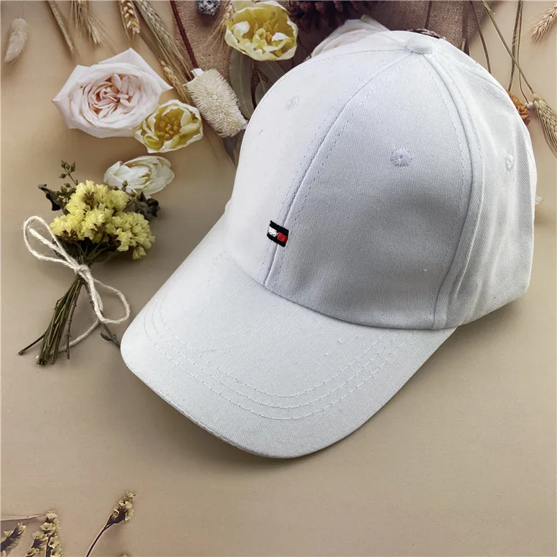 2021 New Women Men Baseball Cap Female Solid Color Outdoor Adjustable White Red Black Embroidered Women's Hats Summer
2021 New Women Men Baseball Cap Female Solid Color Outdoor Adjustable White Red Black Embroidered Women's Hats Summer