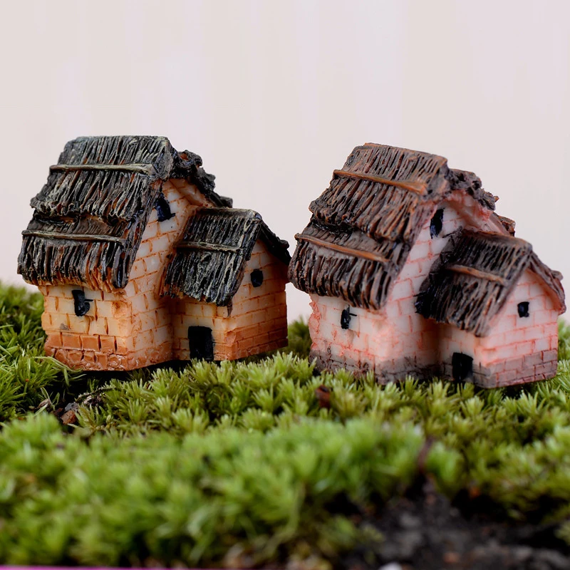 

12 pcs Moss Micro Landscape Decoration 6 Models Thatched Cottage House Resin Small House Creative Crafts Zakka Wind