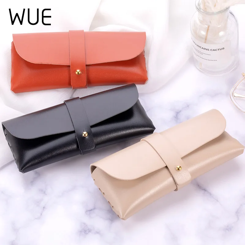 2021 fashion men and women portable glasses case PU leather foldable travel glasses case for glasses oversized sunglasses bag 
2021 fashion men and women portable glasses case PU leather foldable travel glasses case for glasses oversized sunglasses bag