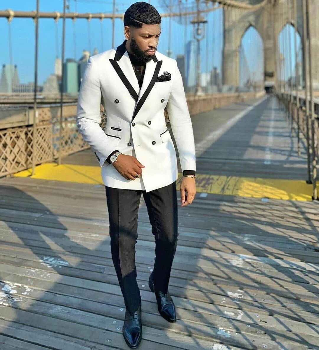 New Arrival Slim Fit Men Suit Notch Lapel Business Casual Evening Tuxedo 2 Piece(Jacket+Pant) Custom Made Man Suit For Wedding
New Arrival Slim Fit Men Suit Notch Lapel Business Casual Evening Tuxedo 2 Piece(Jacket+Pant) Custom Made Man Suit For Wedding