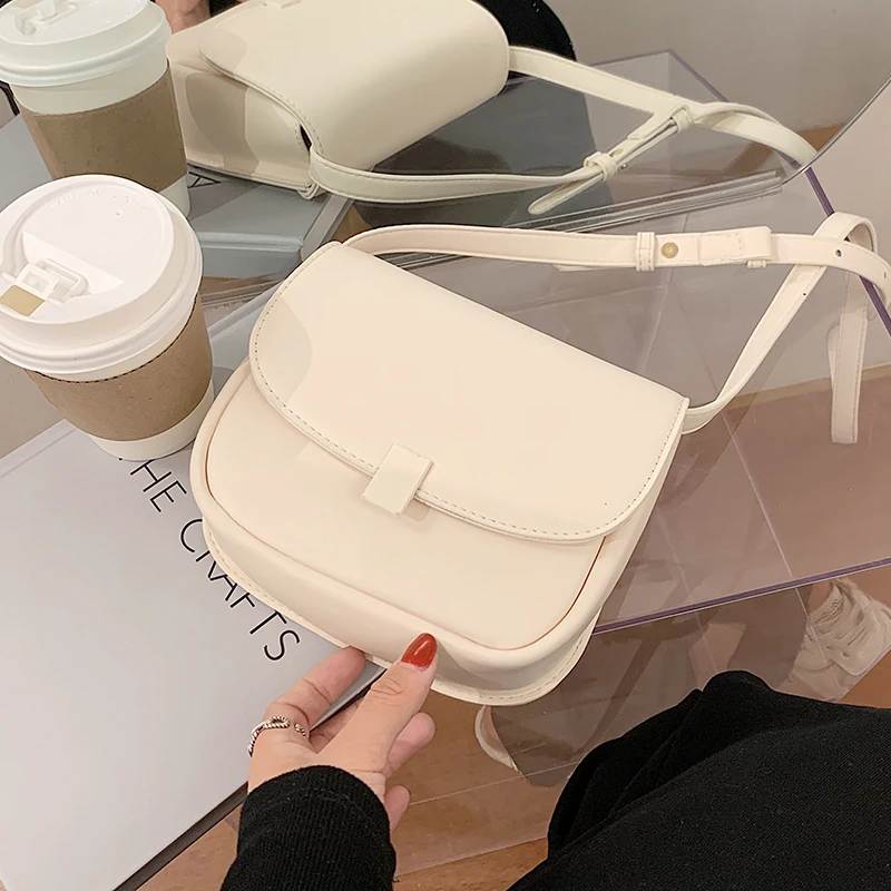 Women Fashion Messenger Bags Solid Retro Shoulder Crossbody Bag Ladies PU Leather Phone Package Small Purse Handbags Yellow
Women Fashion Messenger Bags Solid Retro Shoulder Crossbody Bag Ladies PU Leather Phone Package Small Purse Handbags Yellow