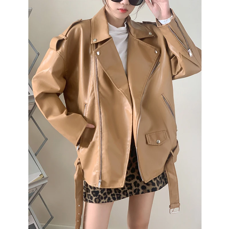 Fitaylor New Spring Autumn Women Moto Biker Punk Style PU Coat Faux Leather Jacket Casual Loose Locomotive Outwear with Belt
Fitaylor New Spring Autumn Women Moto Biker Punk Style PU Coat Faux Leather Jacket Casual Loose Locomotive Outwear with Belt