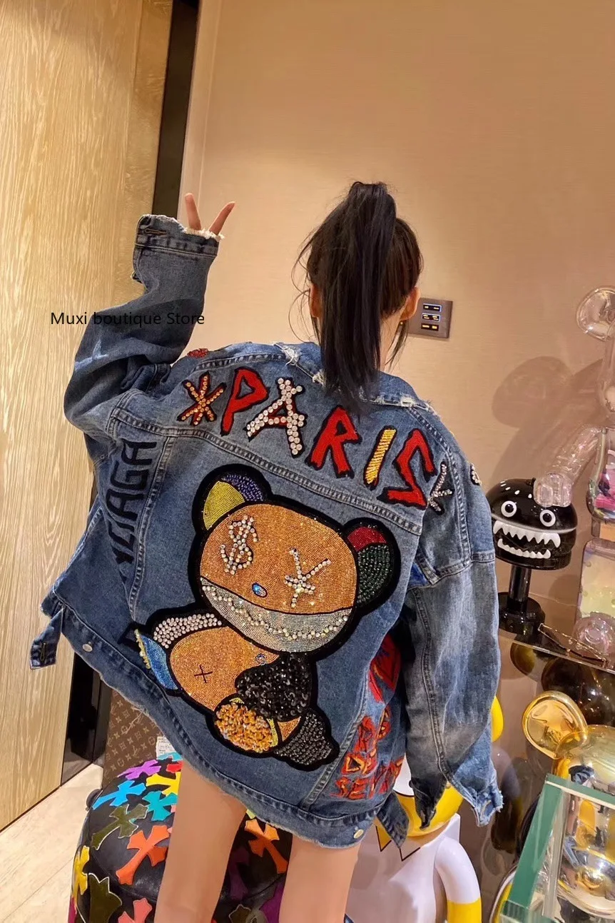 New Women jean jacket Early Spring Women's Jeans New Hot Diamond Heavy Bear Loose Fashion Cowboy Coats Women
New Women jean jacket Early Spring Women's Jeans New Hot Diamond Heavy Bear Loose Fashion Cowboy Coats Women