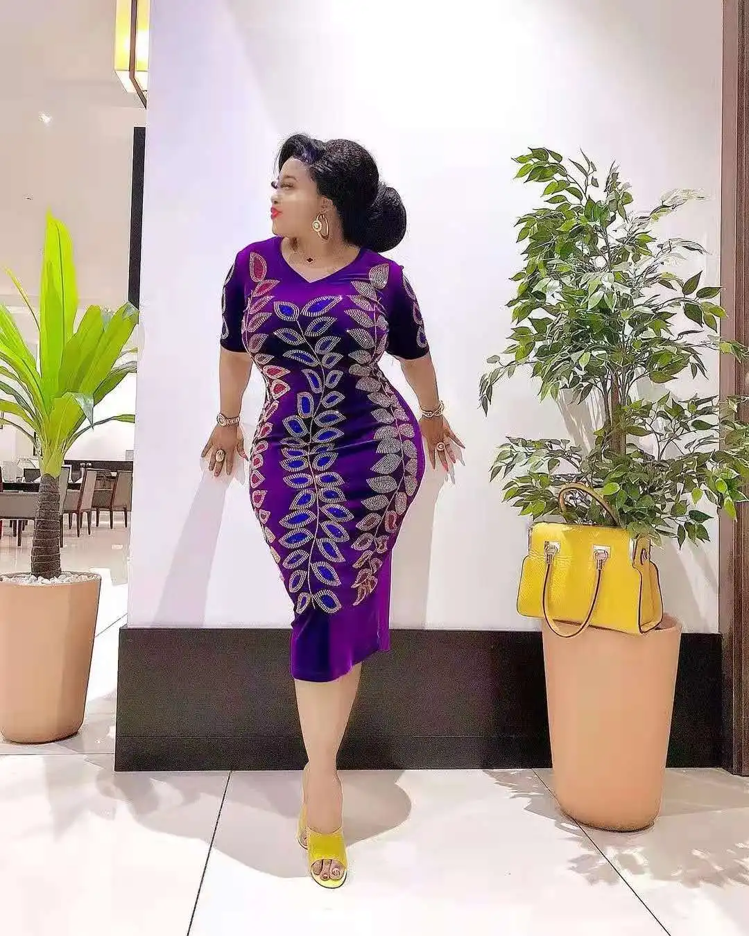 платье халат черное бандажное платье халат женский шелковый платья для беременных платье женское большие размеры Женское короткое платье, ...
платье халат черное бандажное платье халат женский шелковый платья для беременных платье женское большие размеры Женское короткое платье, ...