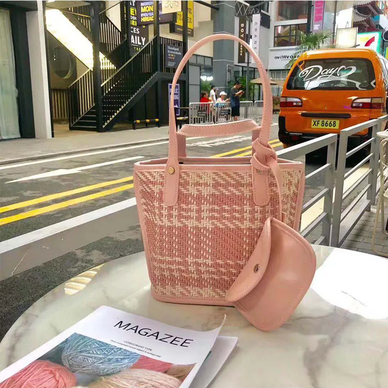 Women Fashion Straw Woven Bag Solid Color Shoulder Bag Wild Casual Hollow crossbody bags for women bolso mujer ladies handbag
Women Fashion Straw Woven Bag Solid Color Shoulder Bag Wild Casual Hollow crossbody bags for women bolso mujer ladies handbag