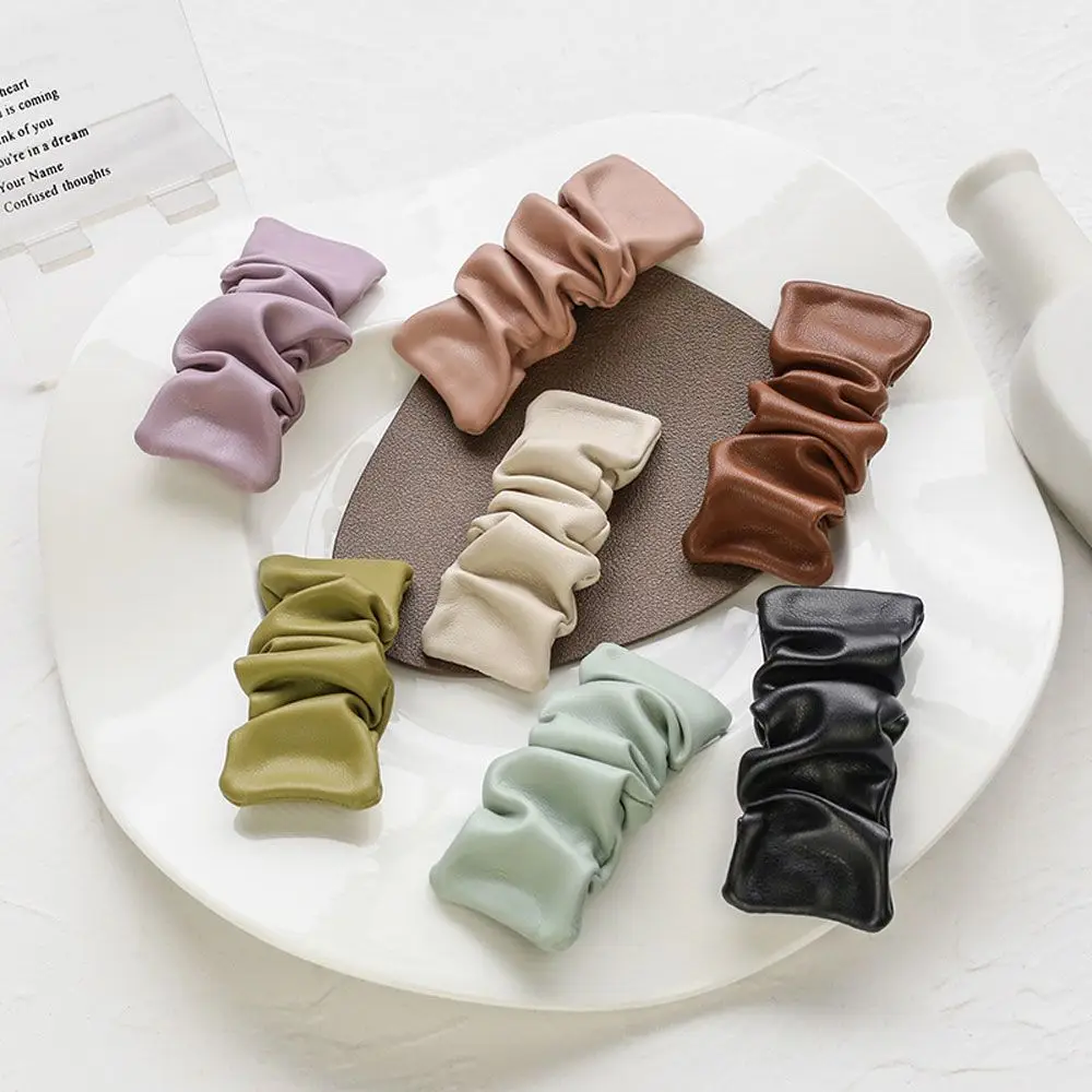 New Girls Accessories Vintage Leather Rectangle Barrette Bangs Clip Pleated Hairpin
New Girls Accessories Vintage Leather Rectangle Barrette Bangs Clip Pleated Hairpin
