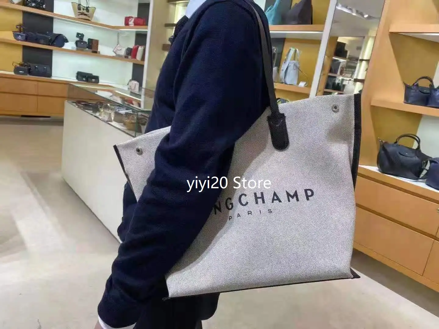 Longxiang canvas big tote bag tote top layer cowhide waterproof fabric large capacity travel bag handbag bag
Longxiang canvas big tote bag tote top layer cowhide waterproof fabric large capacity travel bag handbag bag