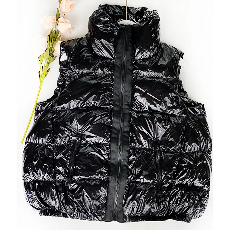 New Winter Best-selling Women's Down Jacket Fashion Loose Thickened Zipper Vest Women Outdoor Leisure Short Cotton Jacket
New Winter Best-selling Women's Down Jacket Fashion Loose Thickened Zipper Vest Women Outdoor Leisure Short Cotton Jacket